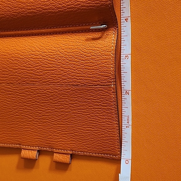 HERMES Agenda Cover /Day Planner - Picture 7 of 12